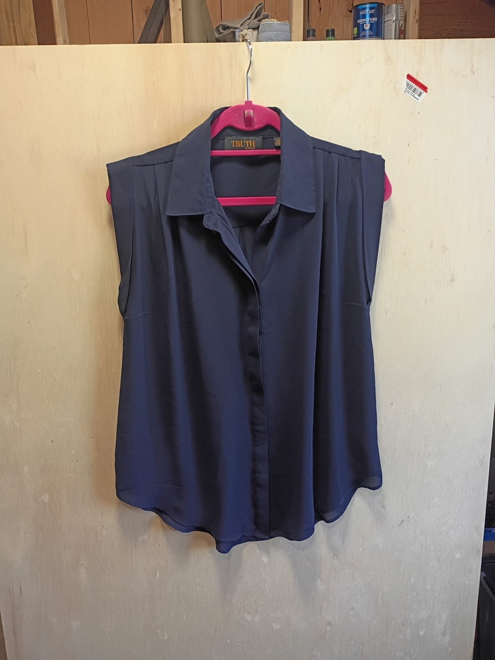 TRUTH Navy Sleeveless Collared Button-Front Blouse